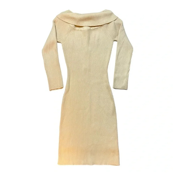 NWT Gilli Ribbed Off The Shoulder Sweater Dress - Picture 4 of 4